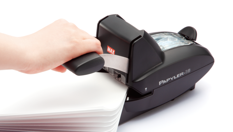 Zszywacz na papierowe zszywki Papyler 16