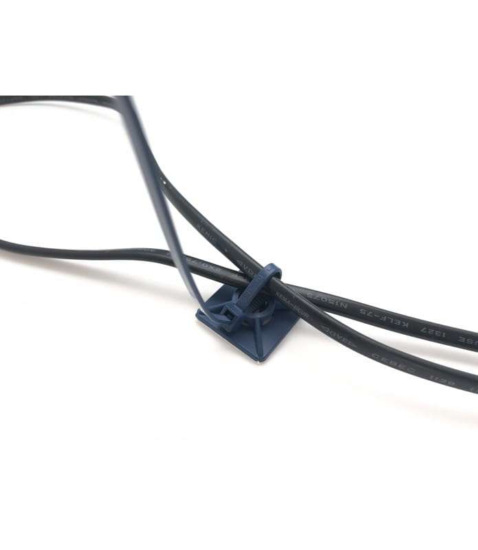 Wykrywalny, samoprzylepny uchwyt do opasek zaciskowych P1230