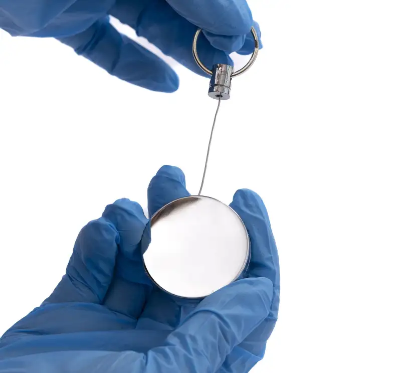 Smycz wykrywalna ze stalową linką P2066