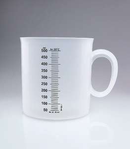 Miarka MUG polipropylenowa 500 ml